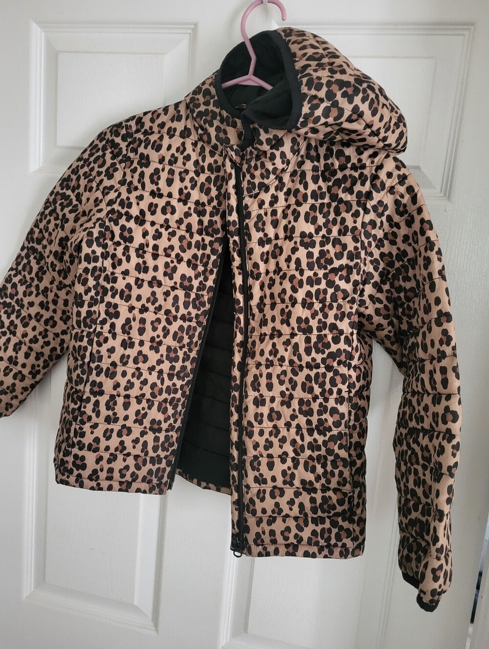 Leopard Print Puffer Jacket with Hood -Tan & Black